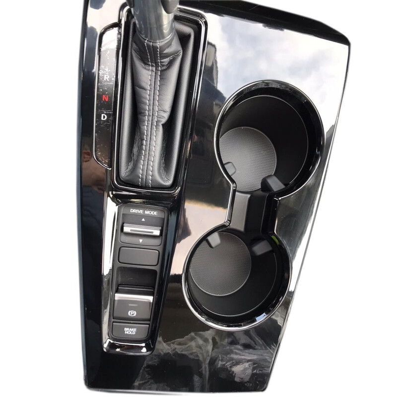 Honda Civic Vites Konsol Kaplama 2022 - Piano Black