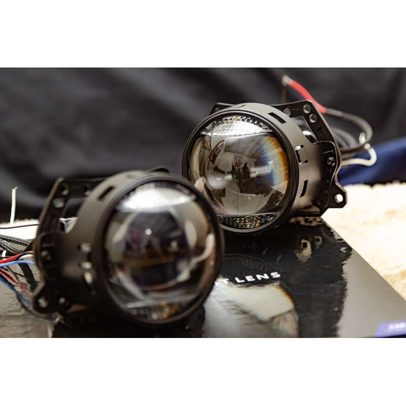 Bi-xenon gündüz ledli-sinyalli beyaz-beyaz / LAAM960