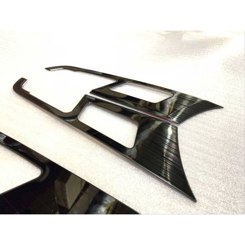 Hyundai Elantra 2016-2019 İçin Uyumlu İç Kapı Açma Kolu Kaplama (Titanyum Siyah)