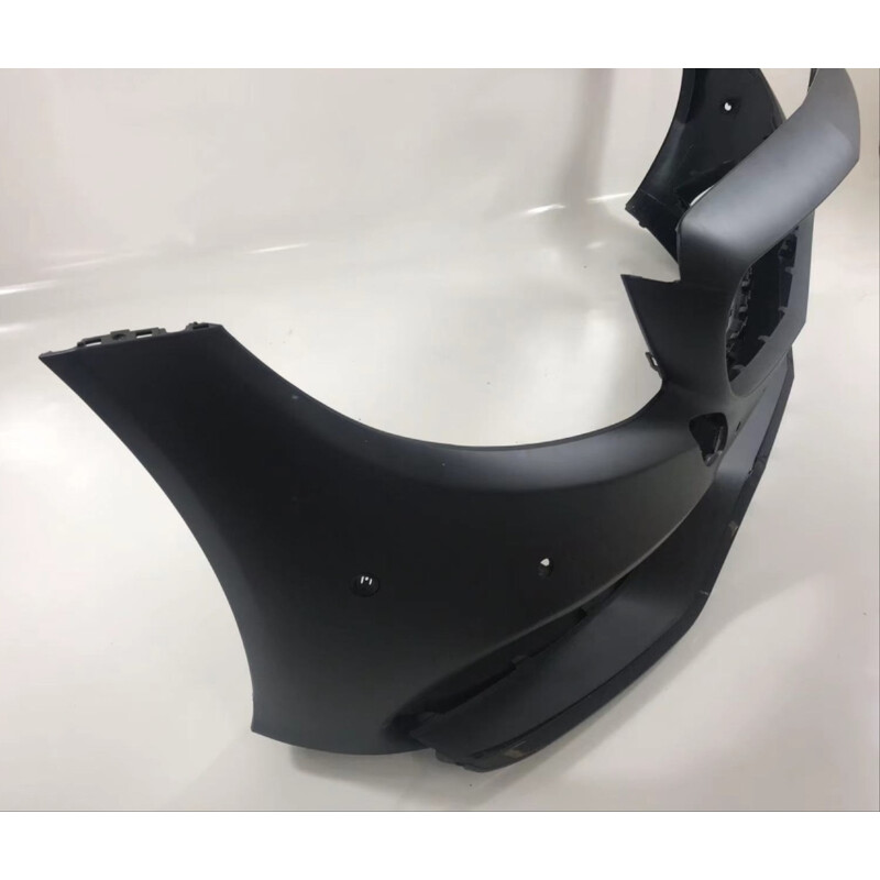 W205 C SERISI IÇIN UYUMLU C63 ÖN TAMPON / PANJUR SETI (MAKYAJLI GÖRÜNÜM) (Siyah Trimler)